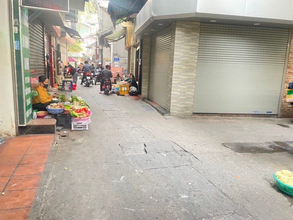 Bán nhà Nguyễn Cao - diện tích 41m2 2 tầng - Ô TÔ - giá 14,2 tỷ