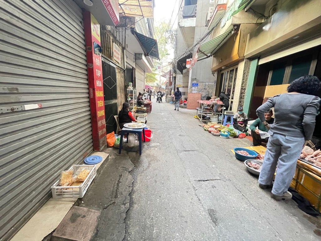 Bán nhà Nguyễn Cao - diện tích 41m2 2 tầng - Ô TÔ - giá 14,2 tỷ