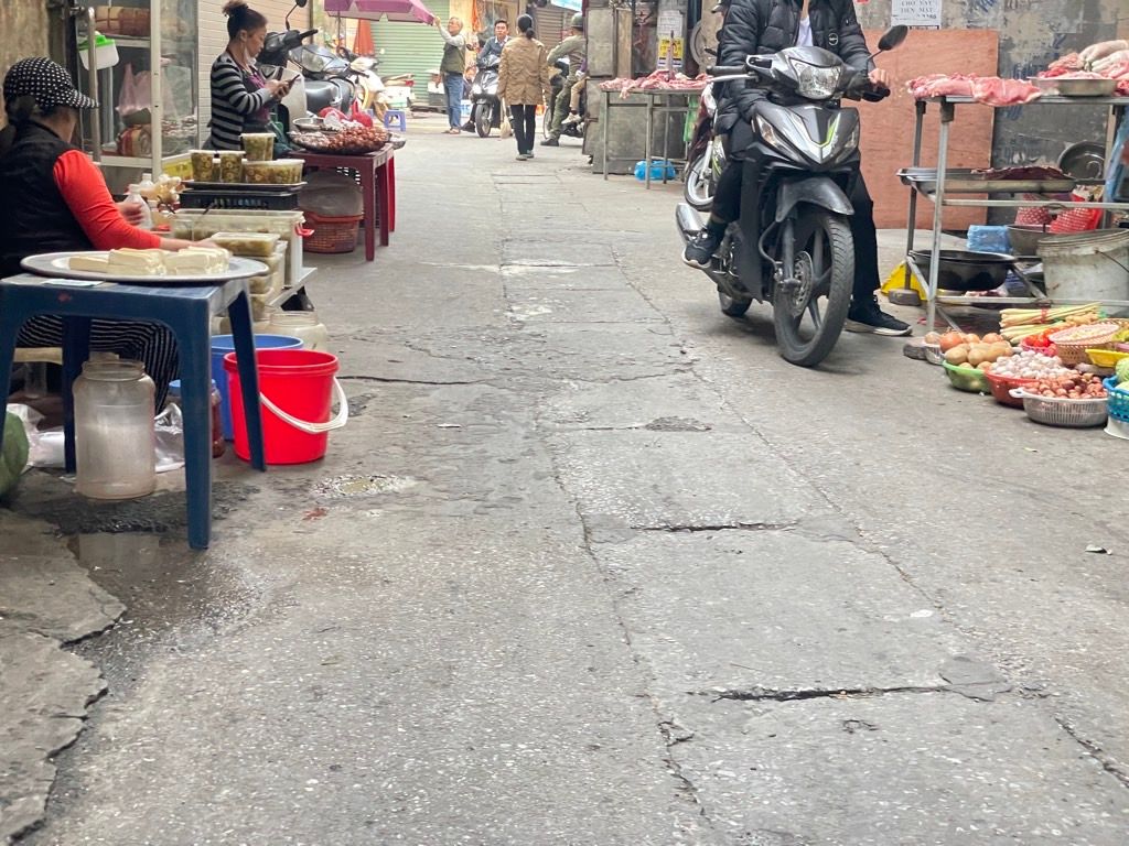 Bán nhà Nguyễn Cao - diện tích 41m2 2 tầng - Ô TÔ - giá 14,2 tỷ