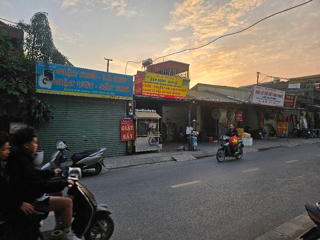 Bán nhà Định Công Hạ - diện tích 108m2 1 tầng - Ô TÔ TRÁNH - giá 3,8 tỷ