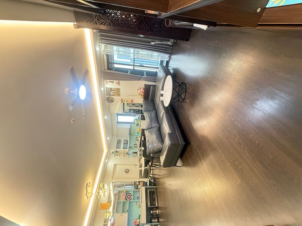 Bán nhà Minh Khai - diện tích 97.3m2 1 tầng - Lô góc - giá 11,9 tỷ