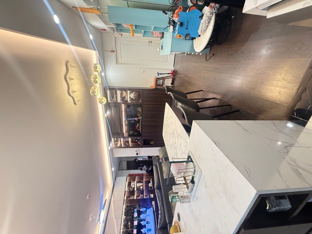 Bán nhà Minh Khai - diện tích 97.3m2 1 tầng - Lô góc - giá 11,9 tỷ