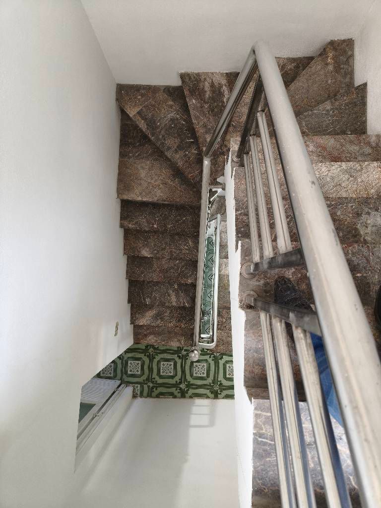 Bán nhà Thúy Lĩnh - diện tích 35.2m2 3 tầng - nhà 3 tầng căn góc mặt ngách ô tô lùi cửa - giá 5,3 tỷ