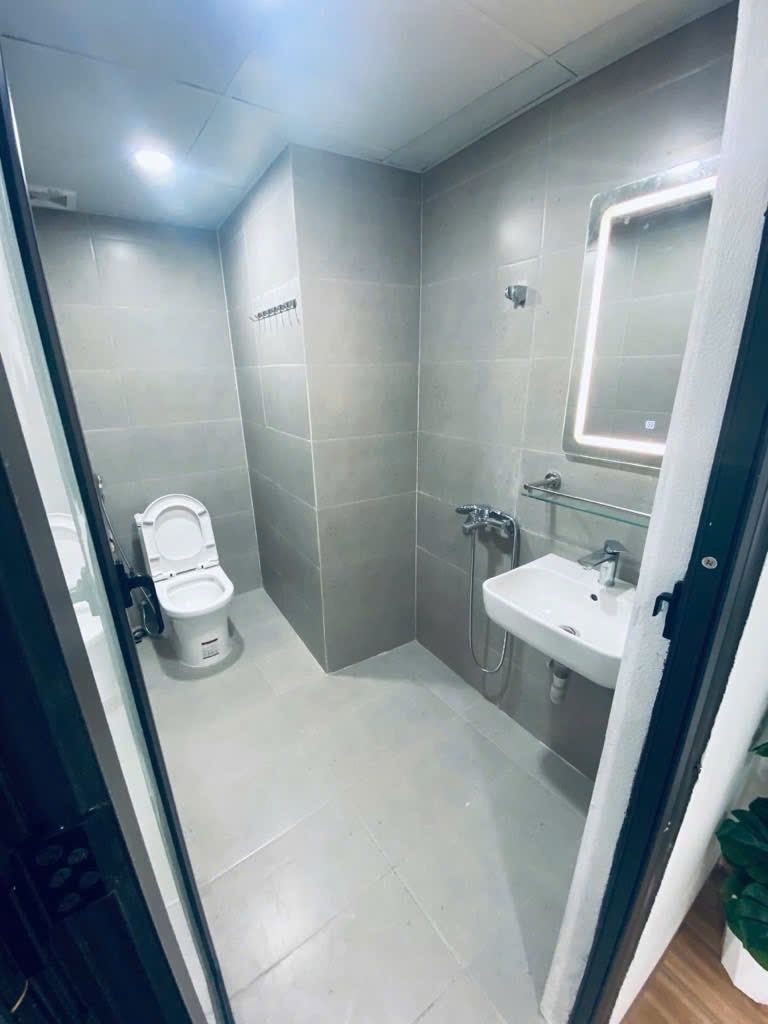 Bán nhà Pháo Đài Láng - diện tích 46m2 7 tầng - Thang máy - giá 13,9 tỷ