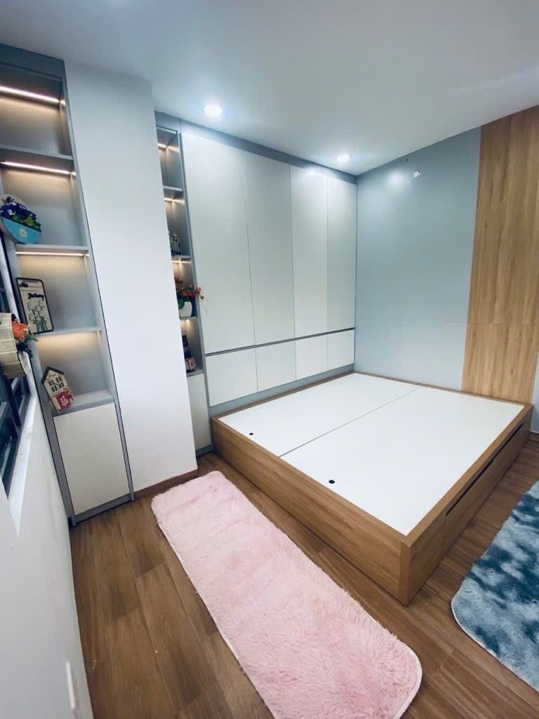 Bán nhà Pháo Đài Láng - diện tích 46m2 7 tầng - Thang máy - giá 13,9 tỷ