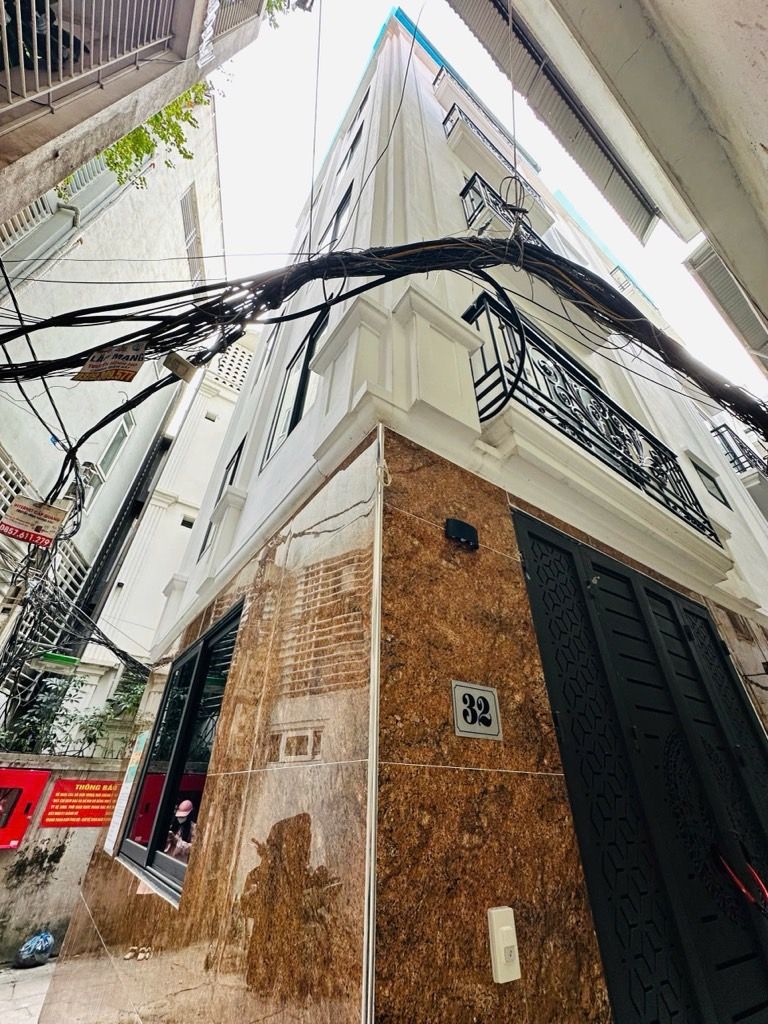 Bán nhà Vũ Thạnh - diện tích 32m2 7 tầng - Nhà đẹp 7 tầng thang máy - giá 12,2 tỷ