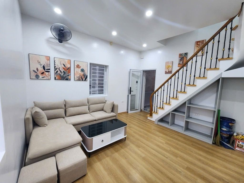 Bán nhà Quan Nhân - diện tích 38,9m2 1 tầng - Nhà cực kỳ thoáng - giá 4,4 tỷ