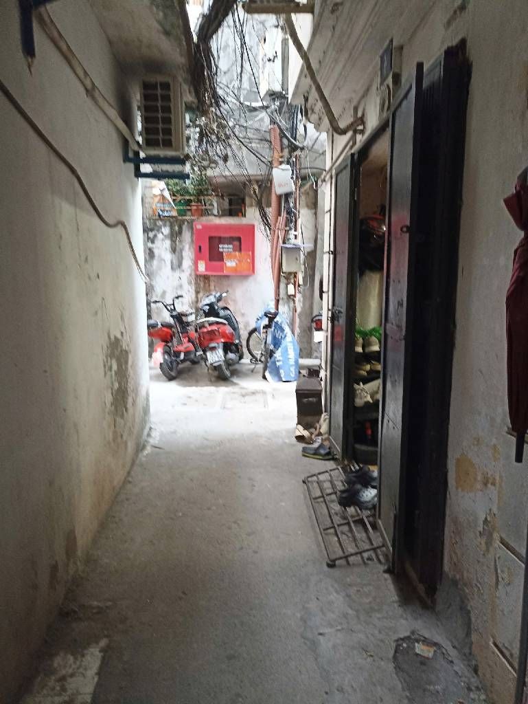 Bán nhà Văn Hương - diện tích 16m2 1 tầng - Nhà tập thể trung tâm Đống Đa - giá 1,75 tỷ