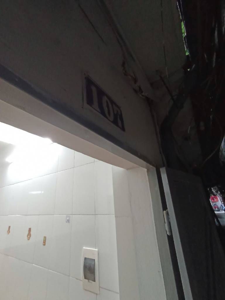 Bán nhà Văn Hương - diện tích 16m2 1 tầng - Nhà tập thể trung tâm Đống Đa - giá 1,75 tỷ