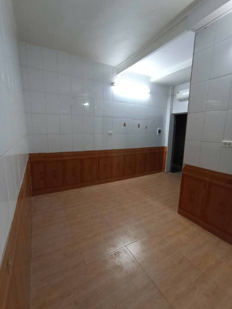 Bán nhà Văn Hương - diện tích 16m2 1 tầng - Nhà tập thể trung tâm Đống Đa - giá 1,75 tỷ