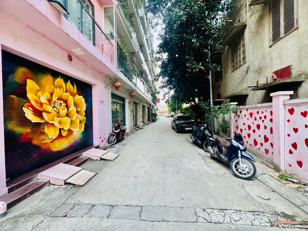 Bán nhà Vĩnh Tuy - diện tích 55m2 7 tầng - 2 ô tô tránh - giá 19,4 tỷ