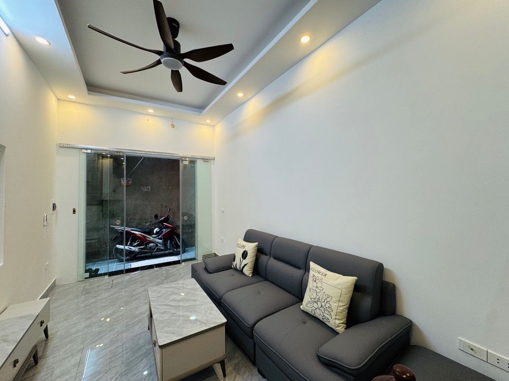 Bán nhà Tân Khai - diện tích 22m2 4 tầng - Ô tô tránh 30m - giá 5,8 tỷ