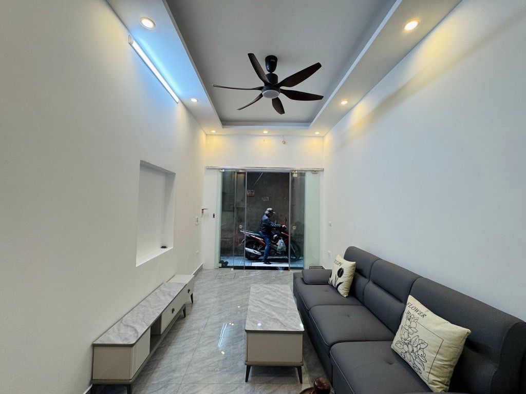 Bán nhà Tân Khai - diện tích 22m2 4 tầng - Ô tô tránh 30m - giá 5,8 tỷ