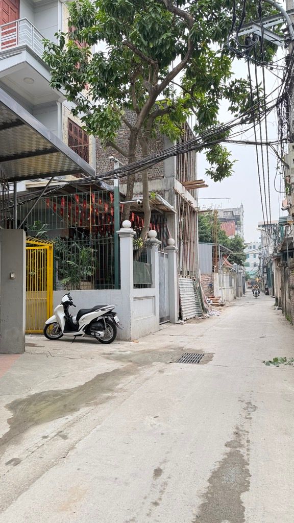 Bán nhà Thuý Lĩnh - diện tích 40m2 5 tầng - Lô góc ô tô tải đỗ cổng - giá 8,5 tỷ