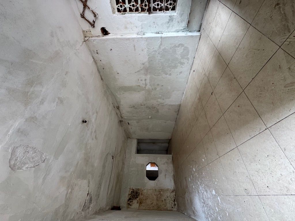 Bán nhà Tân Mai - diện tích 58m2 2 tầng - ô tô đỗ gần nhà - giá 4,8 tỷ