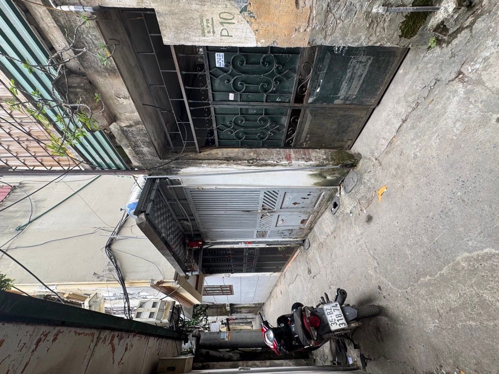 Bán nhà Tân Mai - diện tích 58m2 2 tầng - ô tô đỗ gần nhà - giá 4,8 tỷ