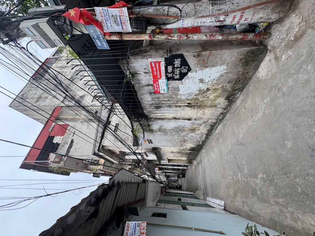 Bán nhà Tân Mai - diện tích 58m2 2 tầng - ô tô đỗ gần nhà - giá 4,8 tỷ