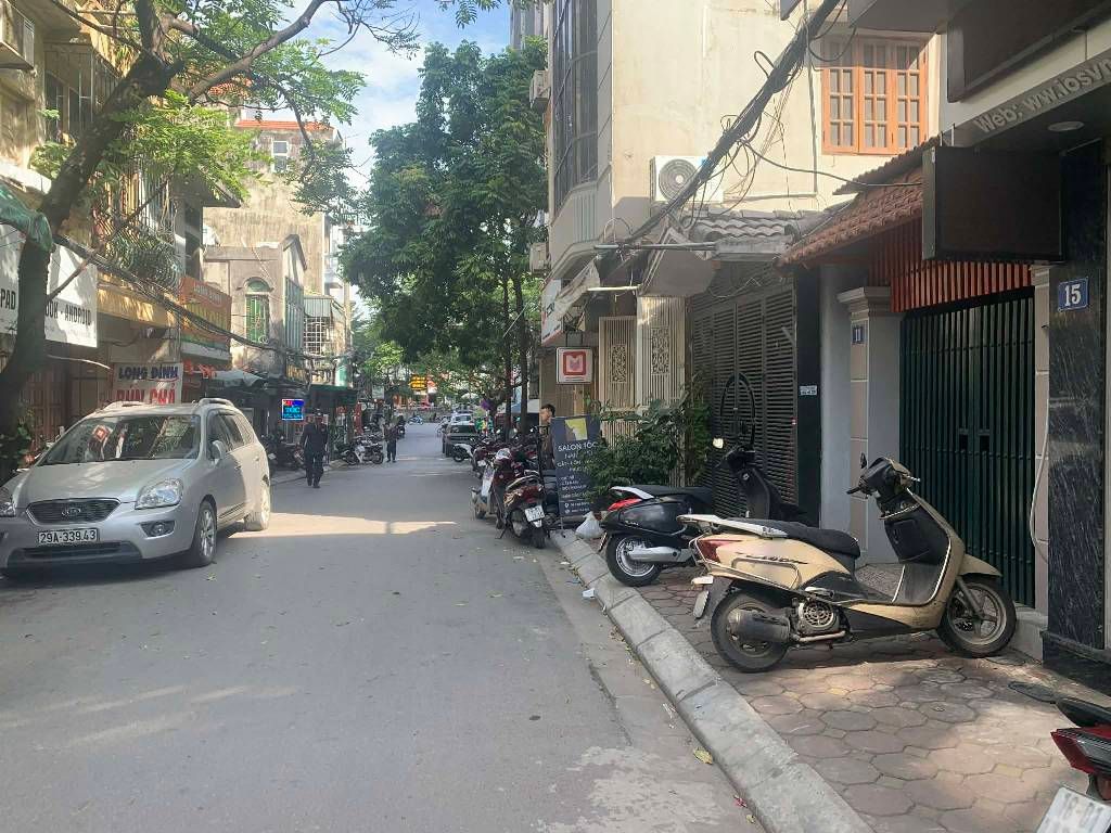 Bán nhà Thái Hà - diện tích 89m2 1 tầng - ô tô tránh - giá 11,9 tỷ