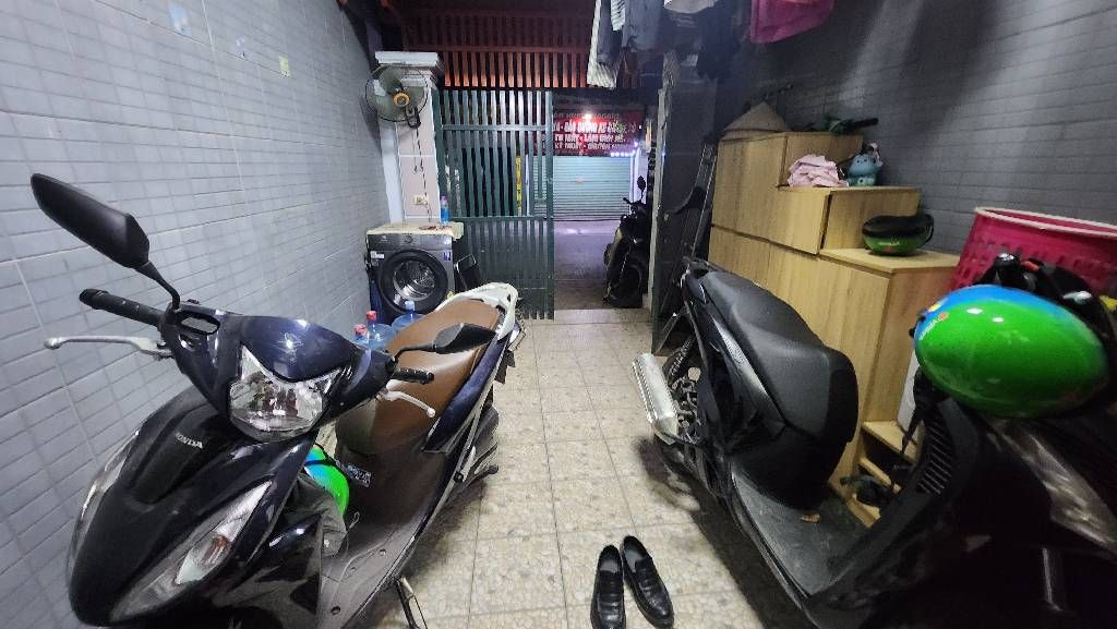 Bán nhà Thái Hà - diện tích 89m2 1 tầng - ô tô tránh - giá 11,9 tỷ