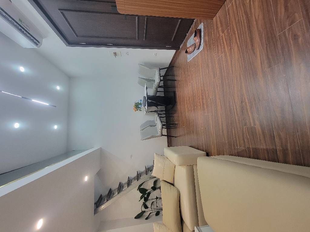 Bán nhà Triều Khúc - diện tích 55m2 3 tầng - Lô góc, ô tô đỗ chân cầu thang - giá 2,95 tỷ