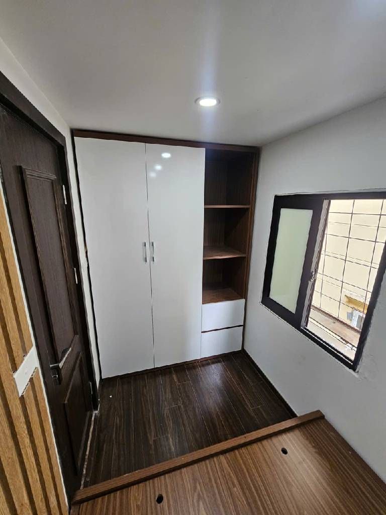 Bán nhà Triều Khúc - diện tích 55m2 3 tầng - Lô góc, ô tô đỗ chân cầu thang - giá 2,95 tỷ