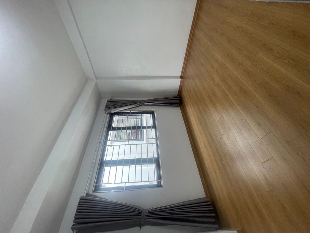 Bán nhà Đông Thiên - diện tích 34,5m2 4 tầng - Ô TÔ QUA NHÀ - giá 9,4 tỷ