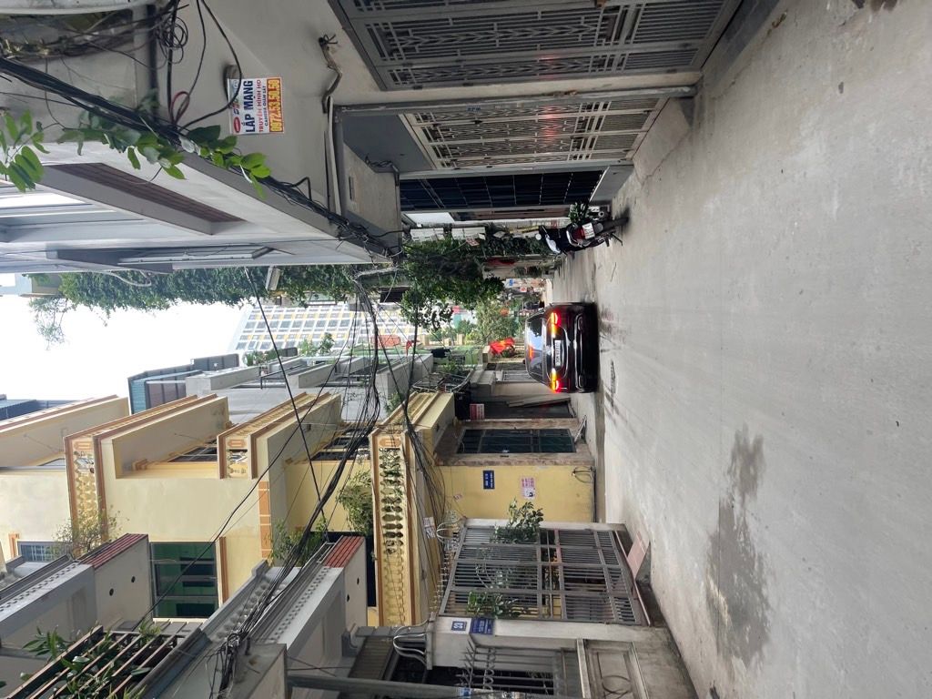 Bán nhà Nguyễn Khoái - diện tích 78m2 1 tầng - ô tô đỗ cửa - giá 11,3 tỷ