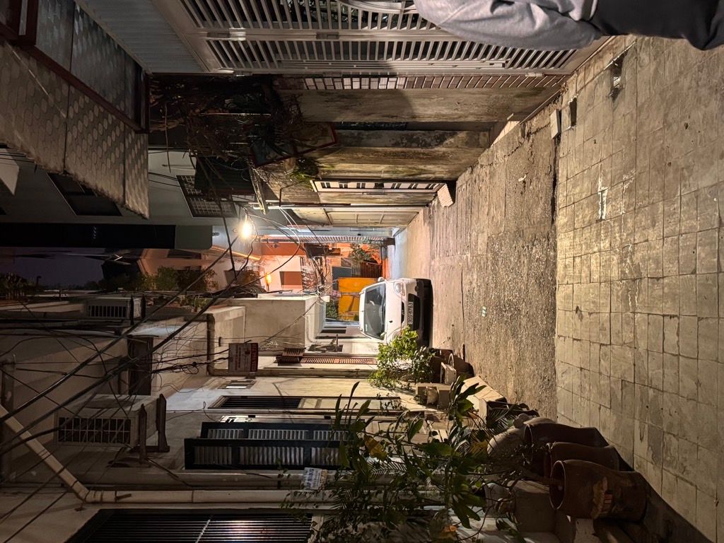 Bán nhà Đầm Trấu - diện tích 48m2 6 tầng - Ô tô đỗ cửa - giá 15,95 tỷ