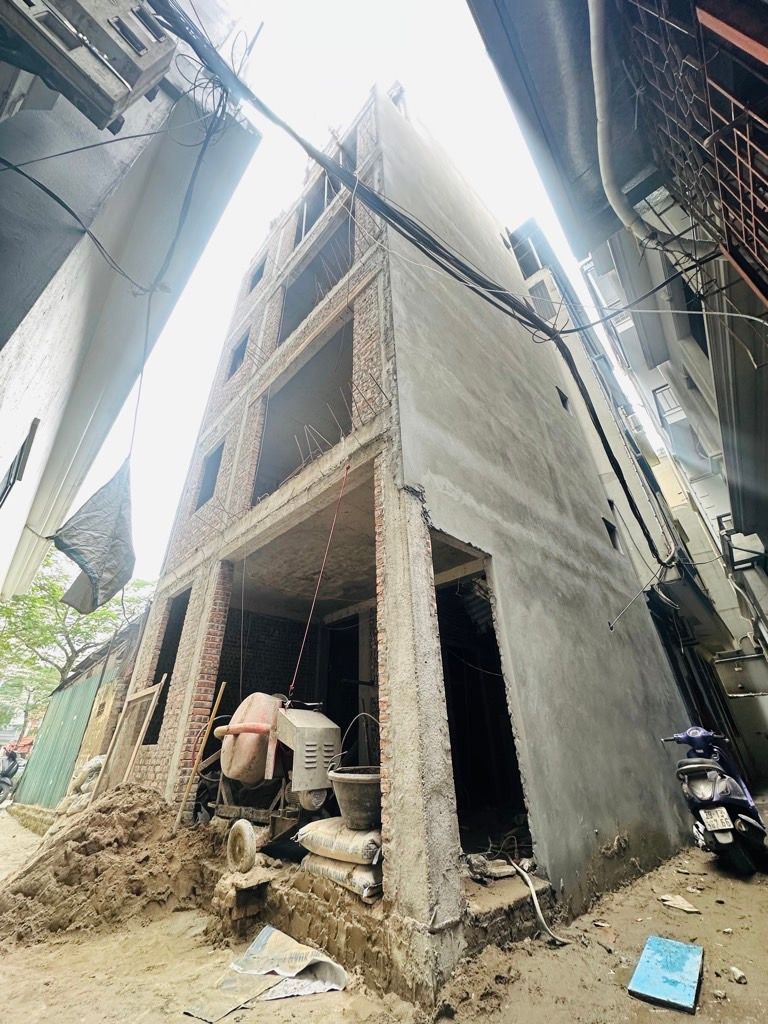 Bán nhà Bờ Sông Sét - diện tích 34,5m2 5 tầng - Lô góc thang máy - giá 13,5 tỷ