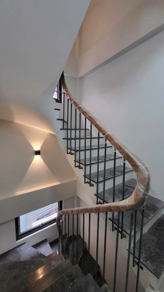 Bán nhà Khương Trung - diện tích 36,5m2 6 tầng - ô tô đỗ cửa - giá 16,2 tỷ