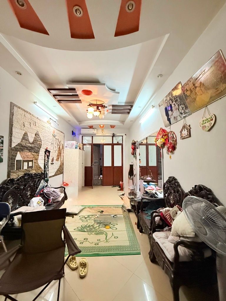 Bán nhà Dương Văn Bé - diện tích 34m2 5 tầng - Lô góc - giá 7,9 tỷ