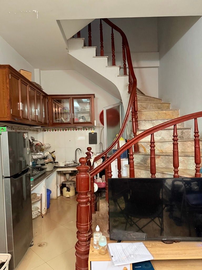 Bán nhà Dương Văn Bé - diện tích 34m2 5 tầng - Lô góc - giá 7,9 tỷ