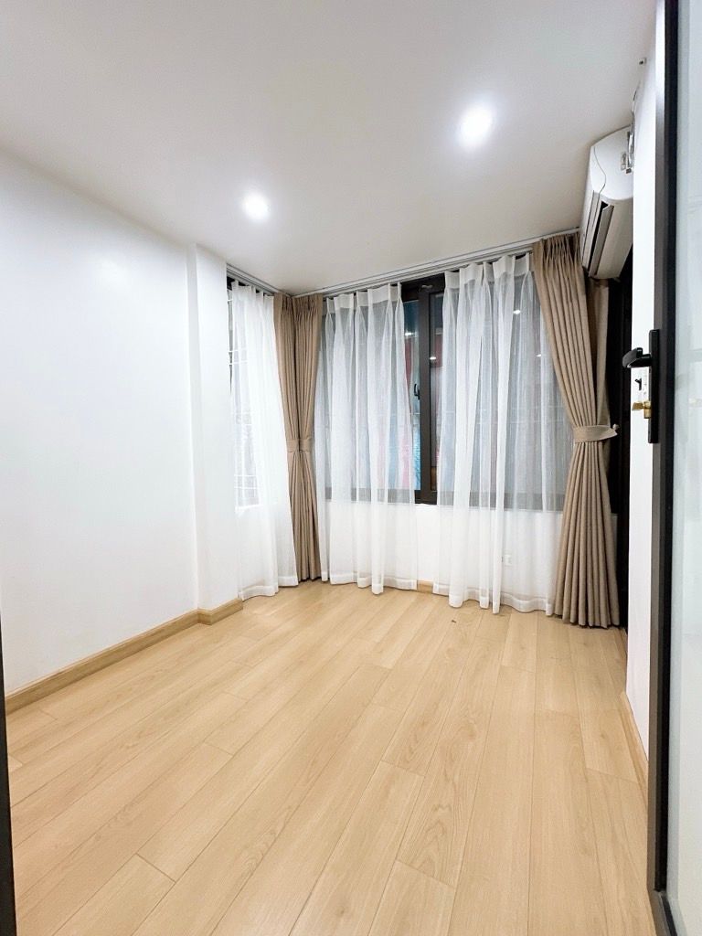 Bán nhà Kim Ngưu - diện tích 14m2 5 tầng - Nhà đẹp, sổ đỏ riêng chính chủ - giá 4,3 tỷ