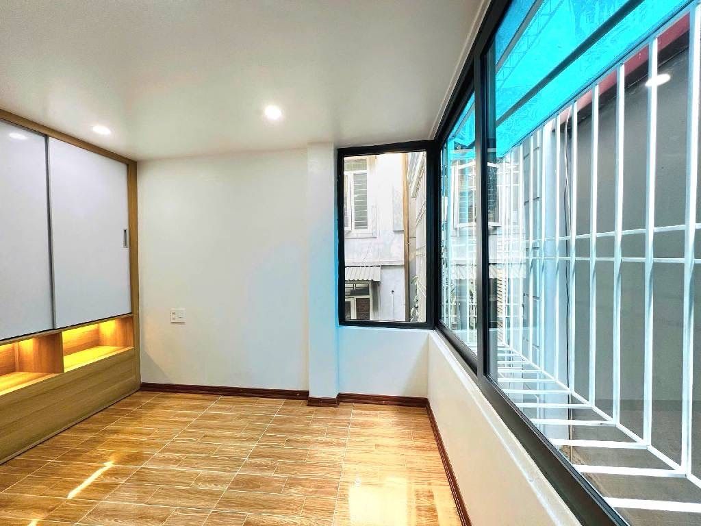 Bán nhà Kim Ngưu - diện tích 14m2 5 tầng - Nhà đẹp, sổ đỏ riêng chính chủ - giá 4,3 tỷ