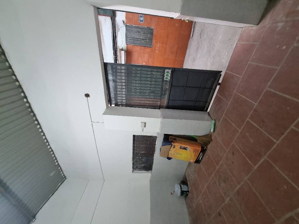 Bán nhà Lê Trọng Tấn - diện tích 42m2 2 tầng - gần ô tô - giá 2,55 tỷ