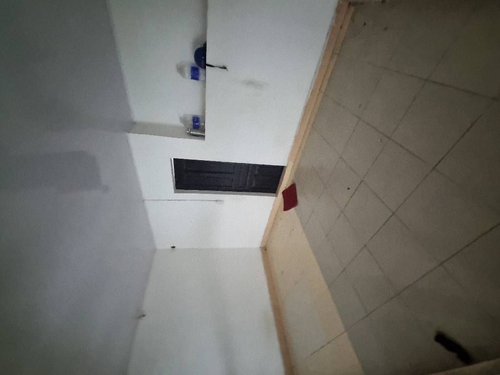 Bán nhà Lê Trọng Tấn - diện tích 42m2 2 tầng - gần ô tô - giá 2,55 tỷ