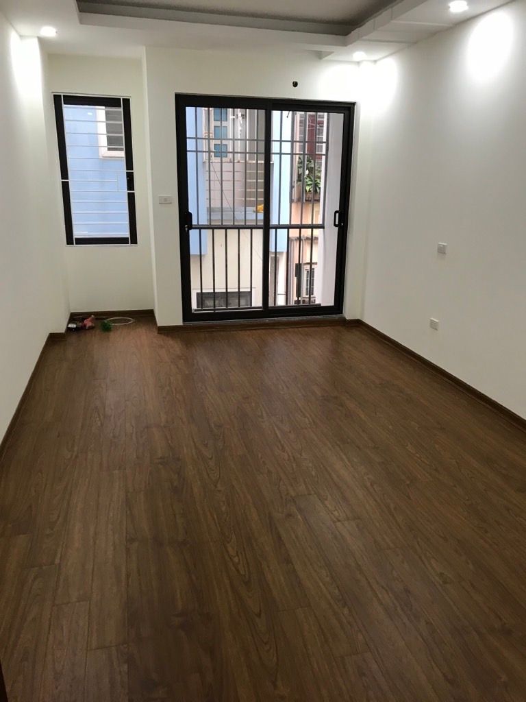 Bán nhà Yên Lãng - diện tích 51.7m2 6 tầng - gần ô tô - giá 21,5 tỷ