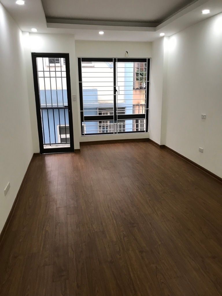 Bán nhà Yên Lãng - diện tích 51.7m2 6 tầng - gần ô tô - giá 21,5 tỷ