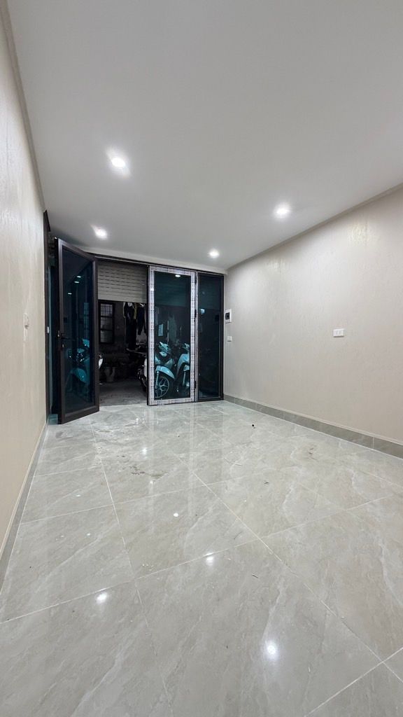 Bán nhà Văn Chương - diện tích 100m2 1 tầng - Kinh doanh ô tô vào nhà - giá 6,08 tỷ