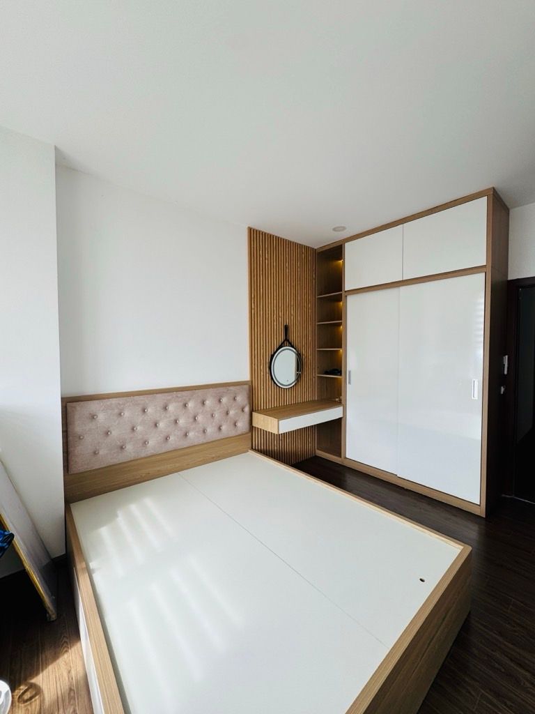 Bán nhà Đại Từ - diện tích 89,8m2 32 tầng - Lô góc - giá 9 tỷ