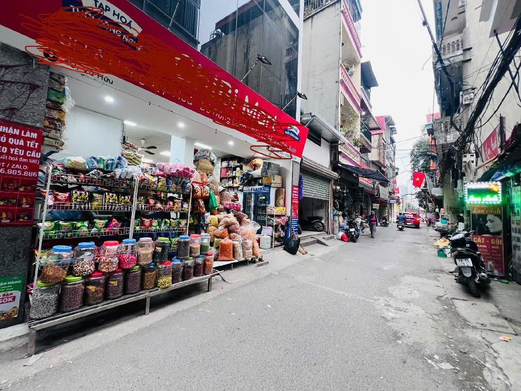 Bán nhà Vũ Hữu - diện tích 59.7m2 5 tầng - Mặt phố, nhà dân xây 2 thoáng - giá 18 tỷ