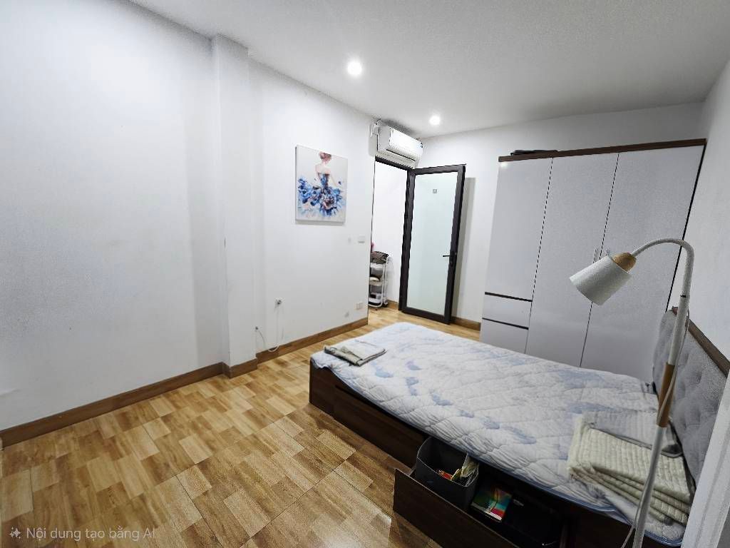 Bán nhà Vũ Hữu - diện tích 59.7m2 5 tầng - Mặt phố, nhà dân xây 2 thoáng - giá 18 tỷ