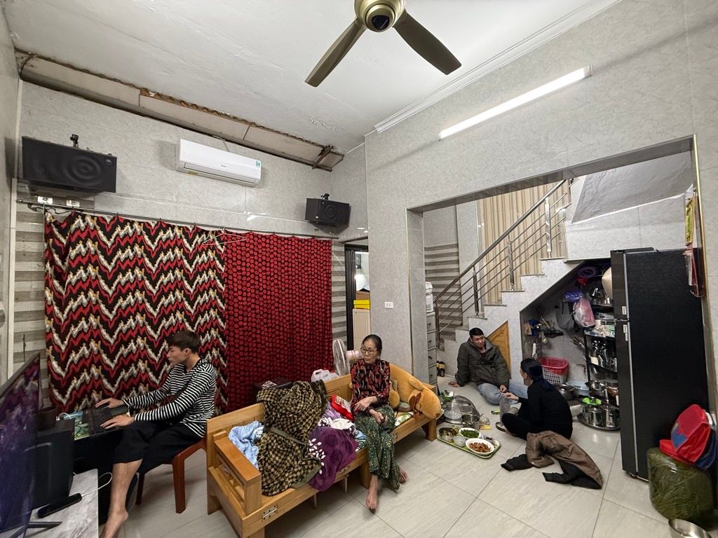 Bán nhà Chùa Quỳnh - diện tích 24,5m2 3 tầng - Mặt phố kinh doanh sầm uất - giá 16,5 tỷ