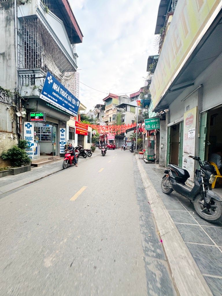 Bán nhà Lương Khánh Thiện - diện tích 60m2 4 tầng - NGÕ THÔNG XE BA GÁC - CÁCH OTO ĐỖ 10M - KHU PHÂN LÔ QUÂN ĐỘI DÂN TRÍ CAO - giá 17,2 tỷ