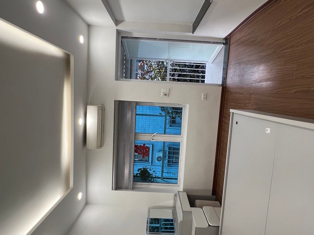 Bán nhà Giải phóng - diện tích 61,8m2 4 tầng - ô tô đỗ chân cầu thang - giá 6,15 tỷ