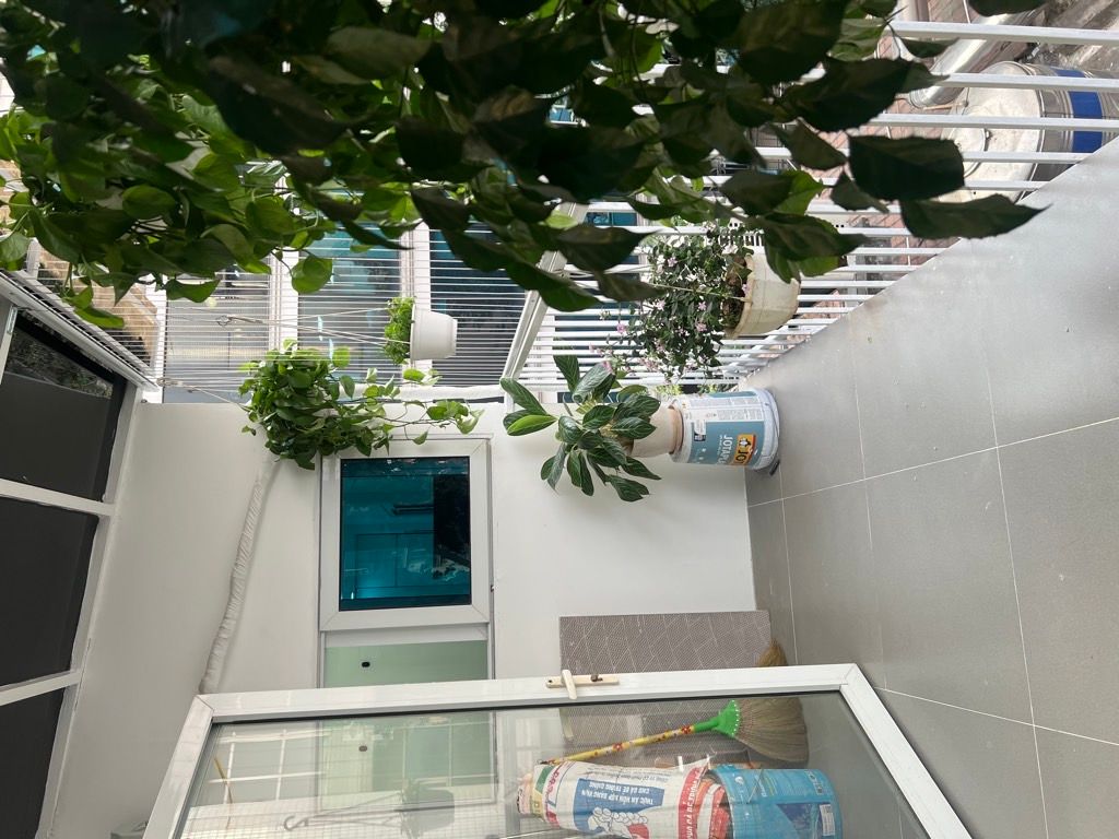 Bán nhà Giải phóng - diện tích 61,8m2 4 tầng - ô tô đỗ chân cầu thang - giá 6,15 tỷ