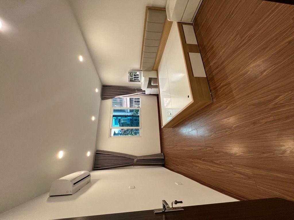 Bán nhà Giải phóng - diện tích 61,8m2 4 tầng - ô tô đỗ chân cầu thang - giá 6,15 tỷ