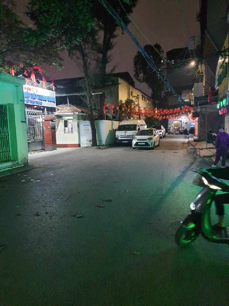 Bán nhà Yên Lãng - diện tích 64.6m2 4 tầng - Nhà đẹp dân xây - giá 14,8 tỷ