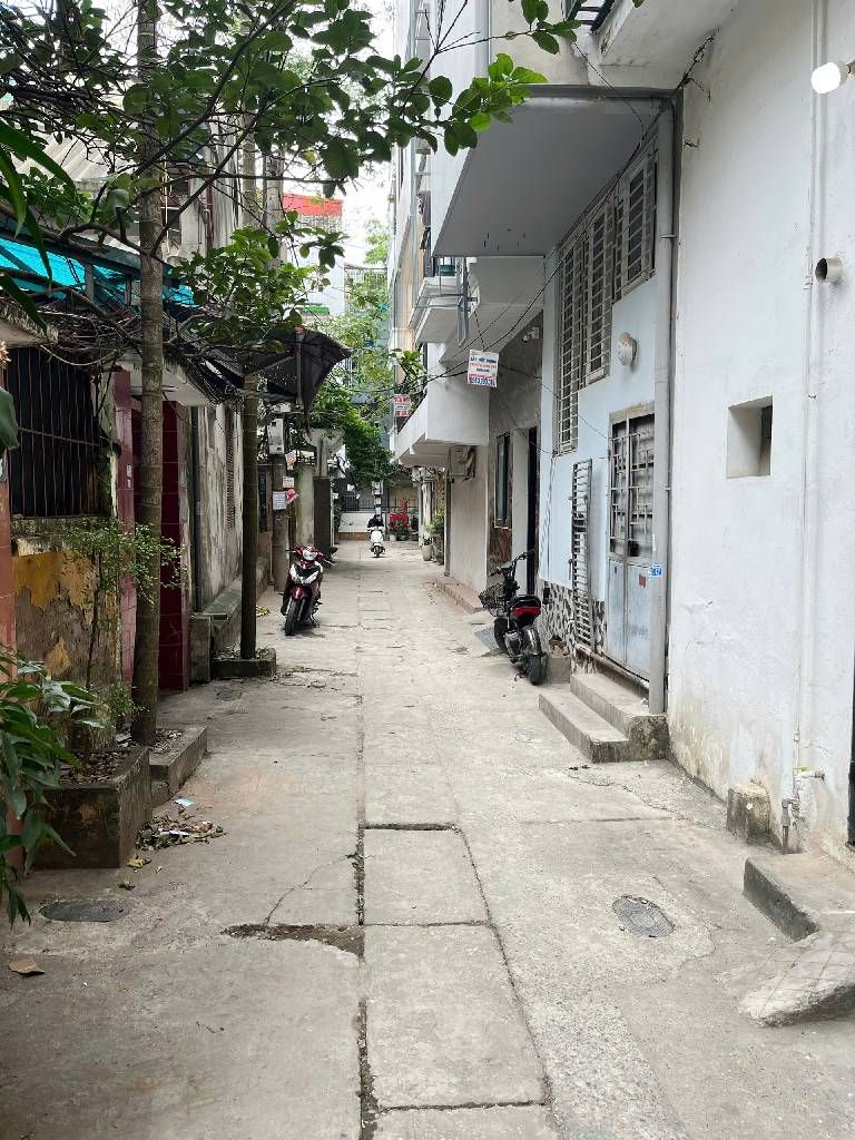 Bán nhà Yên Lãng - diện tích 64.6m2 4 tầng - Nhà đẹp dân xây - giá 14,8 tỷ