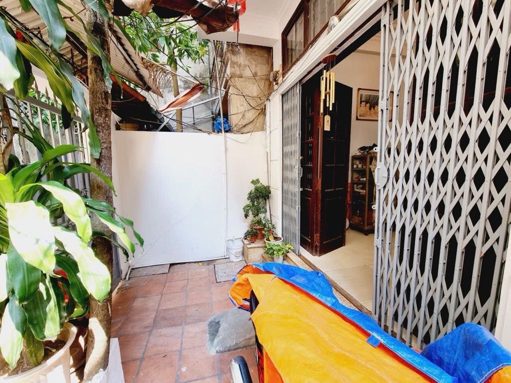 Bán nhà Lê Gia Định - diện tích 61.1m2 5 tầng - Nhà thiết kế xây 5 tầng, thoáng 2 mặt trước và sau - giá 17,5 tỷ